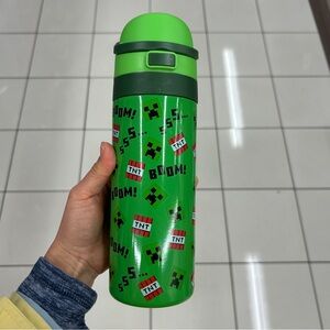 NEW licensed limited edition Minecraft water bottle